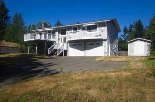 8698 Chinook Ct, Bremerton, WA 98311-9404
