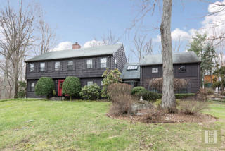 62 Nathan Hale Dr, Stamford, CT 06902-1006