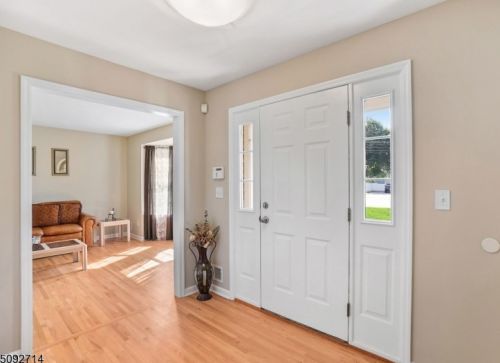 303 Willow Grove St, Hackettstown, NJ 07840-1853