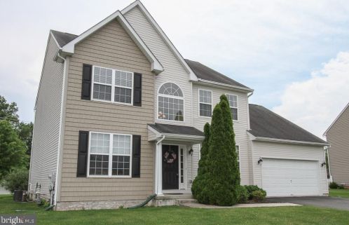240 Marjessa Dr, Gilbertsville, PA 19525-8859