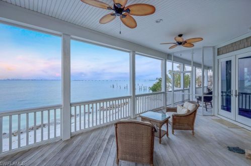 1175 Bird Ln, Sanibel FL  33957-3507 exterior