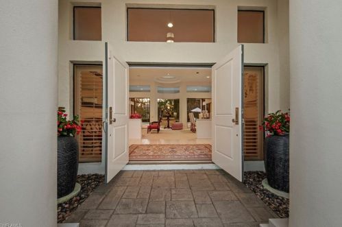 3390 Oaklake Ct, Bonita Springs, FL 34134-2668