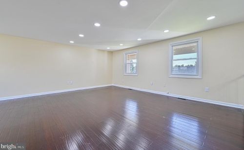 31 Niagara Ln, Willingboro NJ  08046-1249 exterior