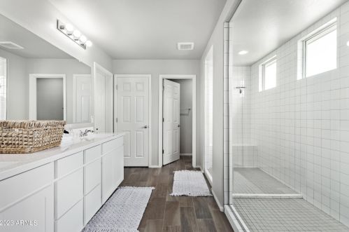 4009 79th Dr, Phoenix AZ  85043-3502 exterior