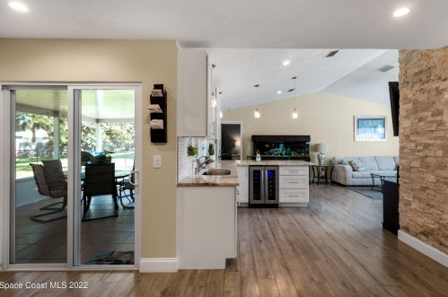 668 Forster Ave, Sebastian FL  32958-4828 exterior