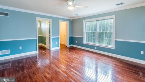 17 Westwind Dr, Lemoyne PA  17043-1233 exterior