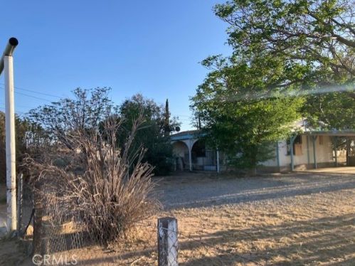 14420 Emerald Rd, Victorville, CA 92392-9321