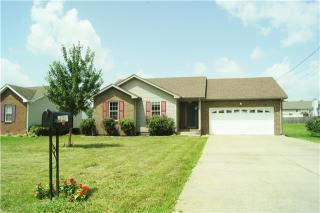 3460 Kingfisher Dr, Clarksville, TN 37042-1520