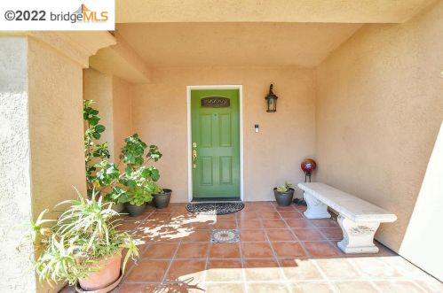 5437 Piper Ln, Oakley, CA 94561-3122