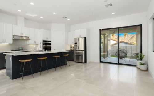 54640 Avenida Juarez, La Quinta CA  92253-3722 exterior