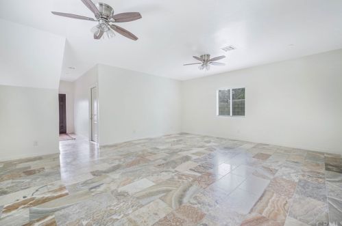 5702 Juarez Ave, Whittier CA  90606-1006 exterior