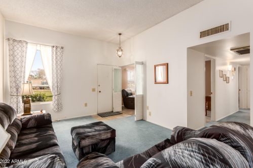 13419 Emberwood Dr, Sun City, AZ 85351-2822