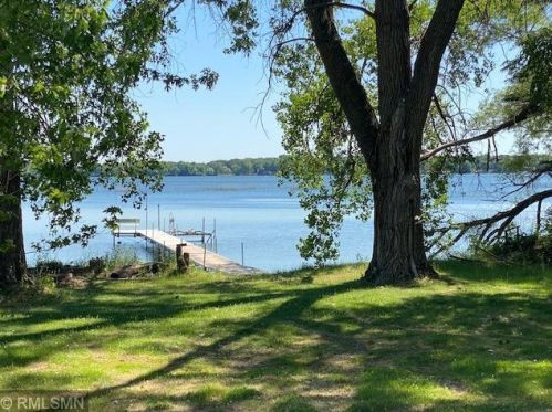 700 Pleasure Dr, Litchfield MN  55355-3534 exterior