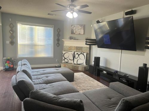 8514 Sports Haven Dr, Humble TX  77346-6000 exterior