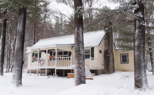92 Stacy Dr, Smartville, NY 13083-3189
