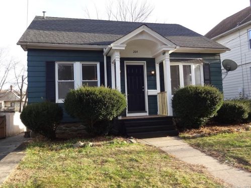 264 Fairlawn Ave, Waterbury, CT 06705-2122