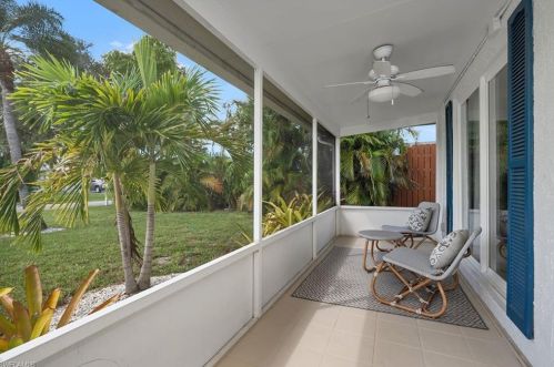 751 100th Ave, Naples, FL 34108-2239