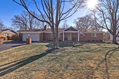 923 Garnoa Dr, Cincinnati, OH 45231-3706