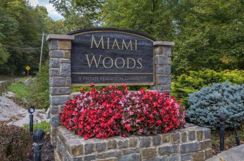 7 Hickory View Ln, Milford, OH 45150-5808