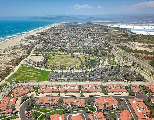 5239 Surfrider Way, Oxnard CA  93035-1070 exterior