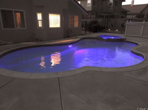 30498 Colina Verde St, Temecula CA 92592-5140 exterior