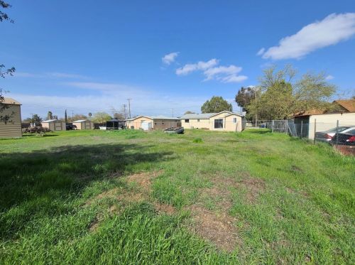 2406 I St, Rio Linda CA  95673-4618 exterior