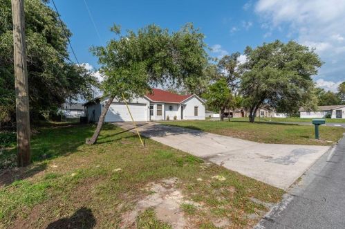 12191 Topaz St, Brooksville, FL 34608-2181