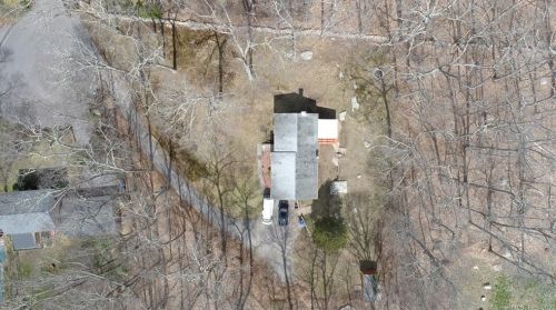 25 Glenwoods Rd, Gales Ferry, CT 06335-1021