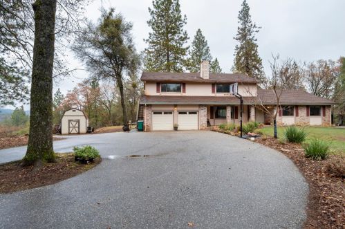 20840 Inspiration Ln, Grass Valley, CA 95949-9536