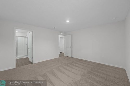 2097 Burlington St, Fort Pierce FL 34984-4351 exterior