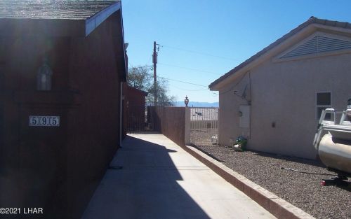 595 Manzanita Dr, Lake Havasu City, AZ 86404-3951