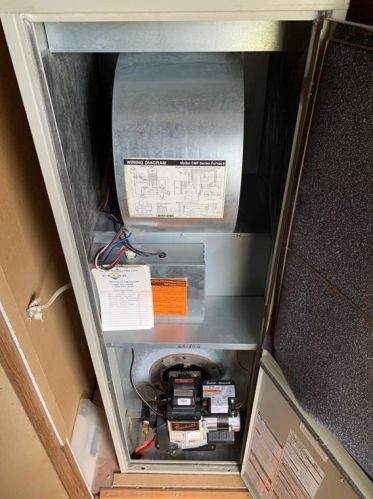 1 Lane, Coventry RI 02816-6239 exterior