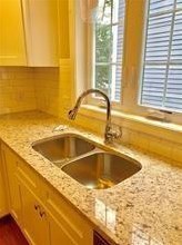 12 Western St, Providence RI  02906-1724 exterior