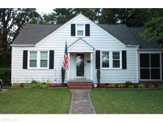 1211 Larchmont Cres, Norfolk, VA 23508-1118