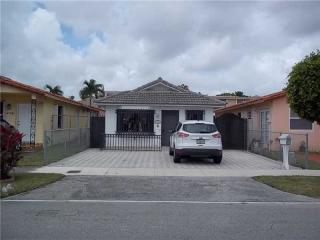4260 10th Ave, Hialeah, FL 33012-7395