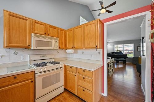 35 Mclaughlin Way, Washingtonville NY  10992-1151 exterior