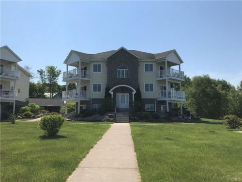 5 Dockside Dr, Morristown, NY 13664-3227