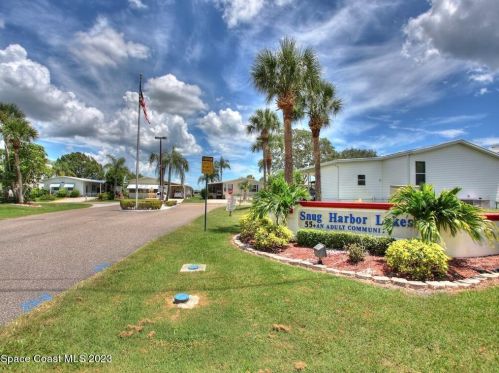 7574 Cedar Bark Rd, Sebastian FL  32976-7747 exterior