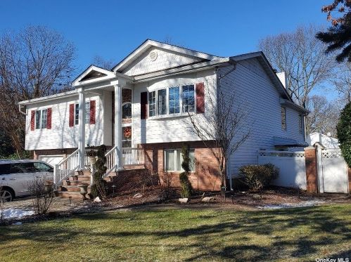 575 Johnson Ave, Hauppauge, NY 11779-6131
