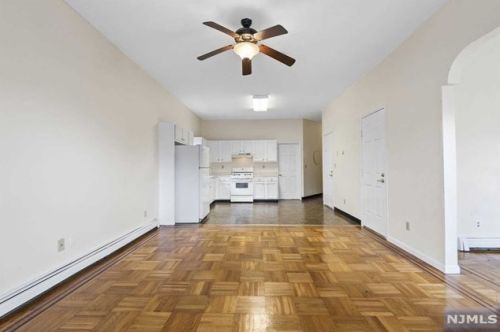 55 Bonn Pl, Union City NJ  07086-6903 exterior