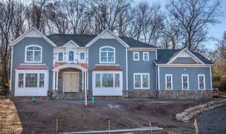 193 Anthony Pl, Wyckoff, NJ 07481-2745