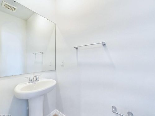 1414 6 Ave, Cape Coral FL  33909-0013 exterior