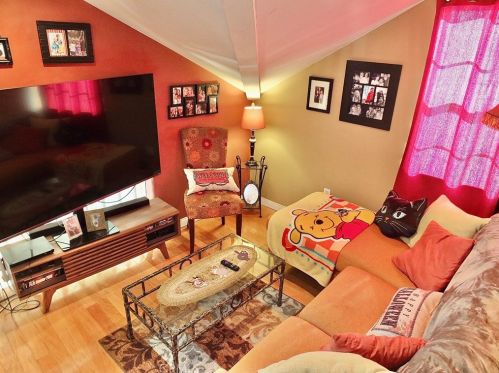 227 Glendora Ave, Long Beach CA  90803-3504 exterior