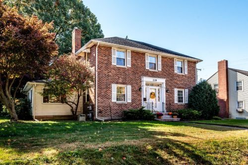 239 Pleasant St, Xenia, OH 45385-2317
