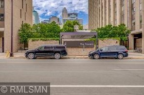 15 1st St, Minneapolis MN  55401-1827 exterior