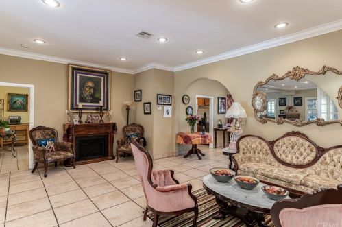 12070 Morning Ave, Downey CA  90242-2324 exterior