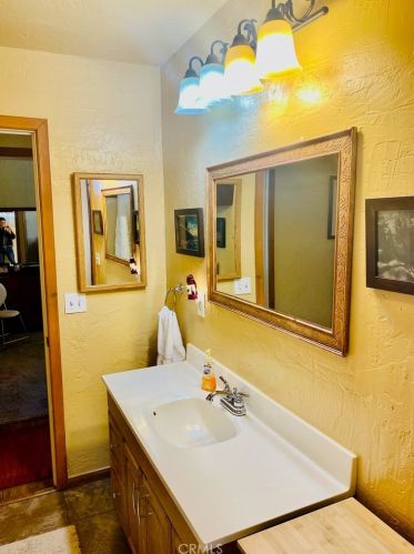 2135 State Ln, Big Bear City CA  92314-9698 exterior