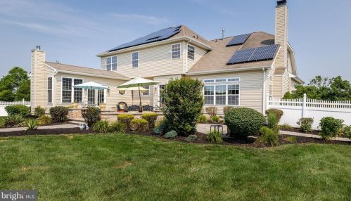 16 Livingston Ln, Lumberton Township NJ  08048-6210 exterior