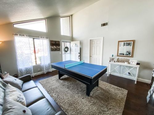 1632 Dickey Ct, Ripon CA  95366-3607 exterior