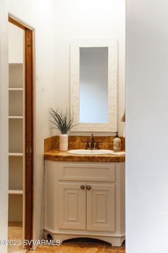 70 Las Ramblas, Sedona AZ 86351-9209 exterior